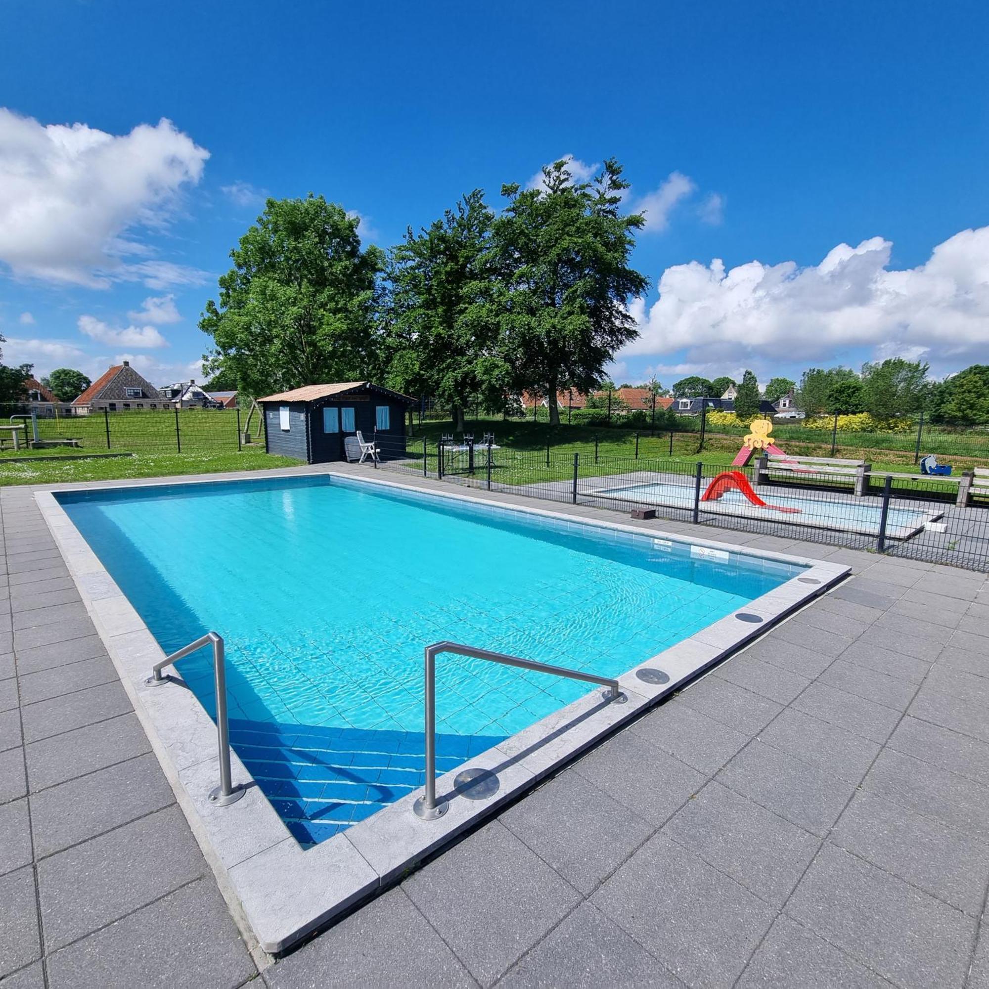Luxus Familienvilla Mit Jacuzzi & Sauna Tzummarum Exterior photo