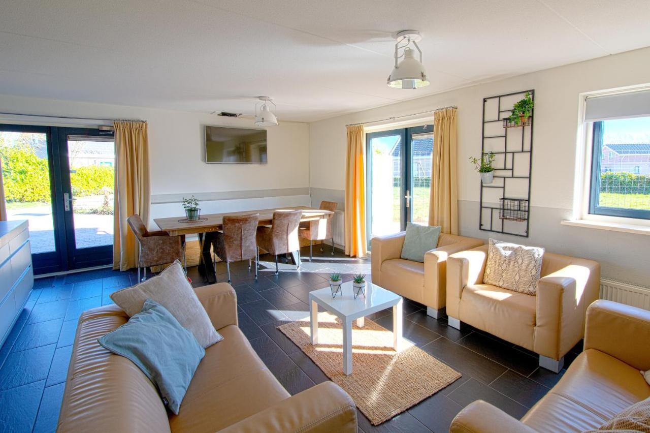 Luxus Familienvilla Mit Jacuzzi & Sauna Tzummarum Exterior photo