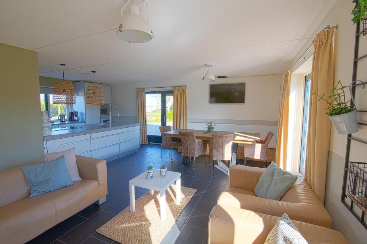 Luxus Familienvilla Mit Jacuzzi & Sauna Tzummarum Exterior photo