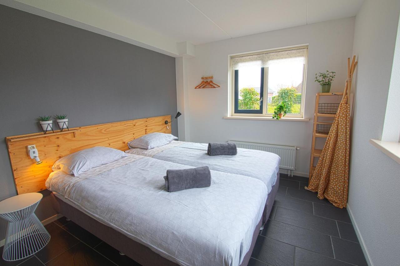 Luxus Familienvilla Mit Jacuzzi & Sauna Tzummarum Exterior photo